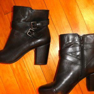 BLACK LEATHER BOOTS-8W-LINED